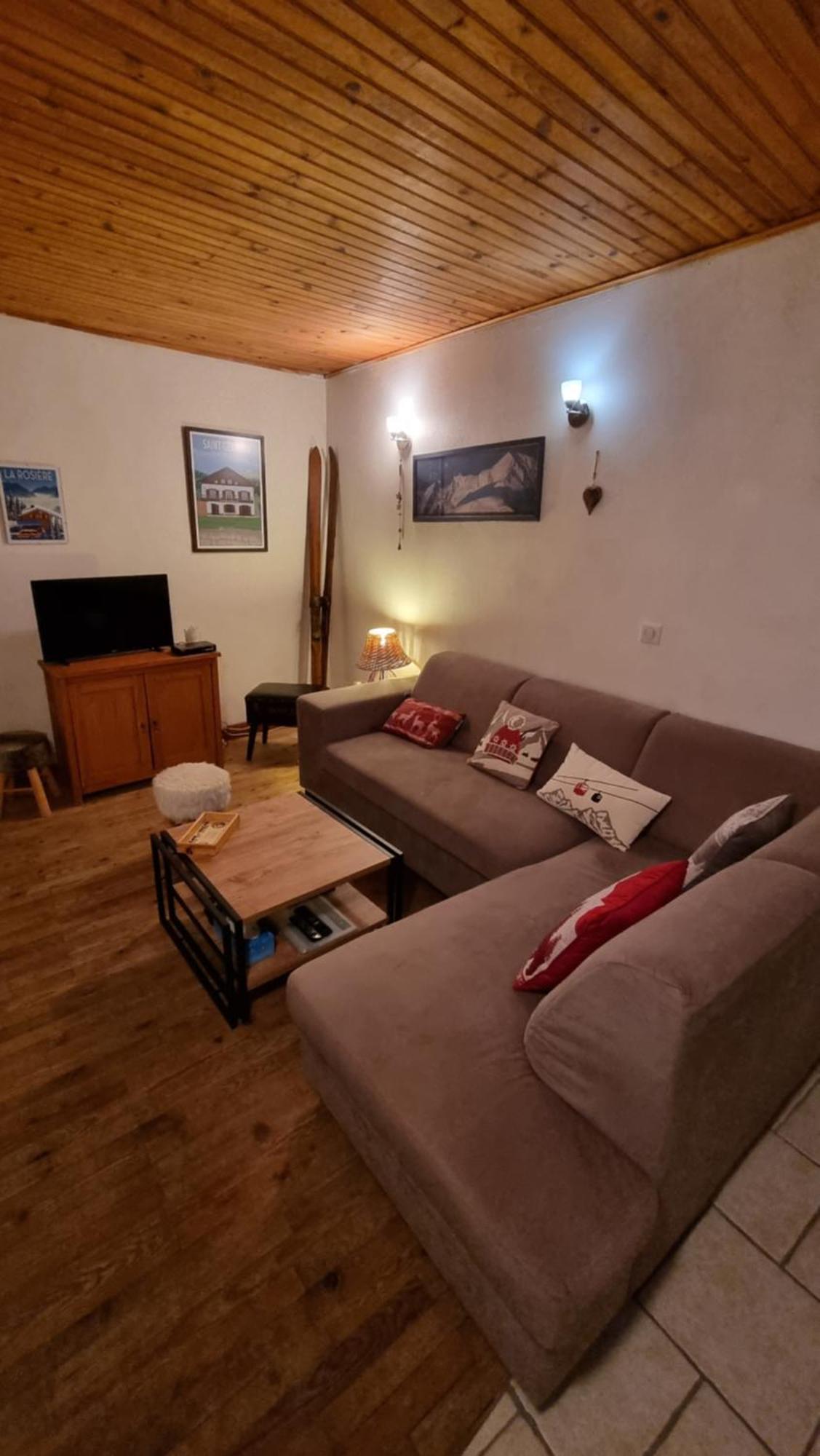 Le Chalet De Flo Seez Luaran gambar